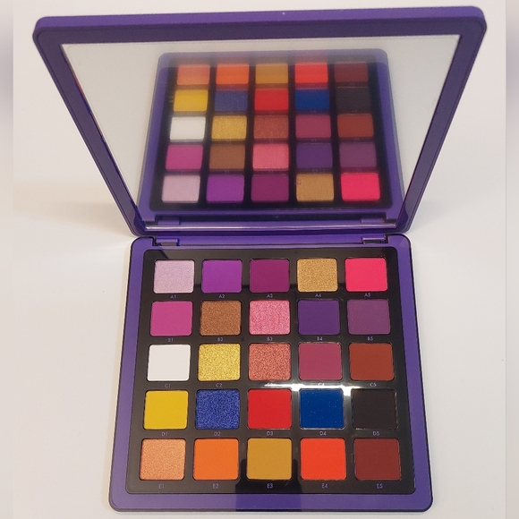 BNIB Anastasia Beverly Hills NORVINA Pro Pigment Volume 1 Palette - Picture 7 of 14